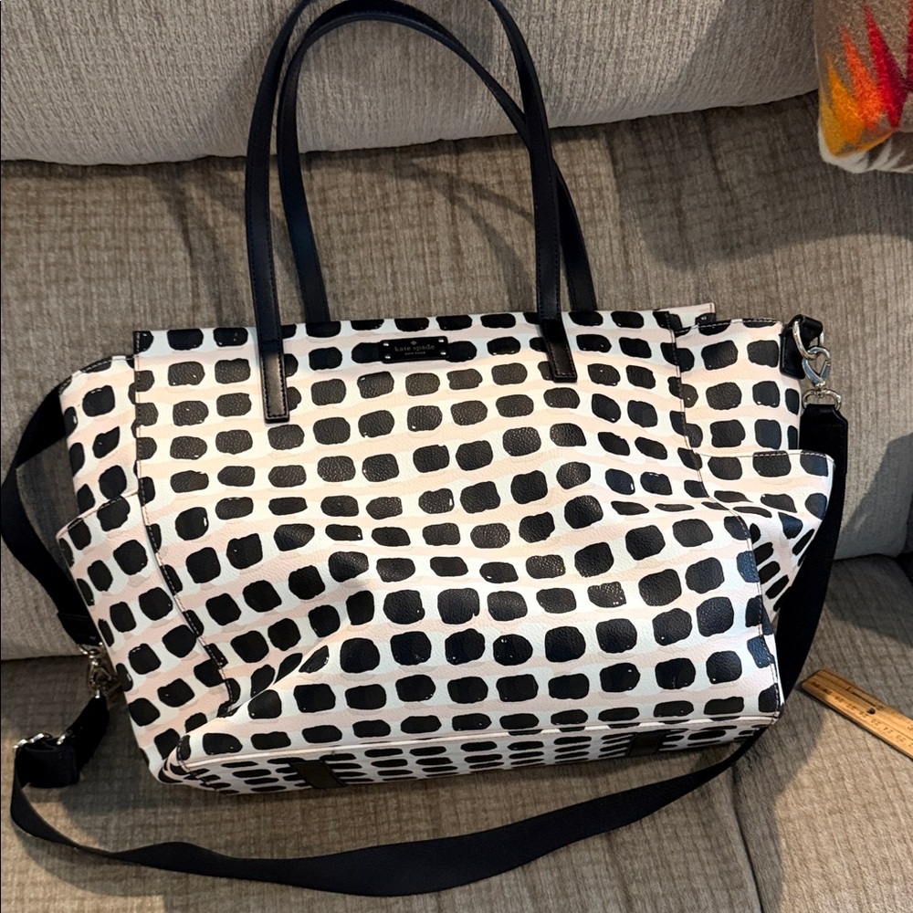 Kate Spade black pink and beige oversized diaper/overnight weekender 11 1/2 x 20